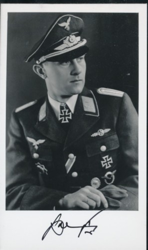 Victor petermann signed photo - victor,
