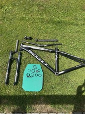 Scott Fahrradrahmen 26 Zoll (S) mit Lenker, Federgabel, Sattelstütze usw.