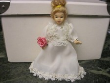 PUPPENHAUS-Del Prado-Porzellan Puppe. Sammlung.Mädchen in Weißem Kleid. Ca:16cm