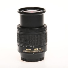 Nikon 18-55 mm/3,5-5,6 DX AF-P G VR Objektiv
