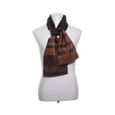 Fisba Stoffels, Anzugschal