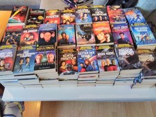 245 Star Trek Romane / HC / TB / Sachbücher / Comics  je 2,- oder  Komplettpaket