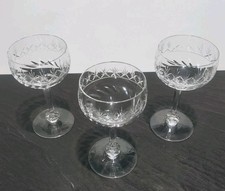 3 Weingläser mit Schliff 13,6