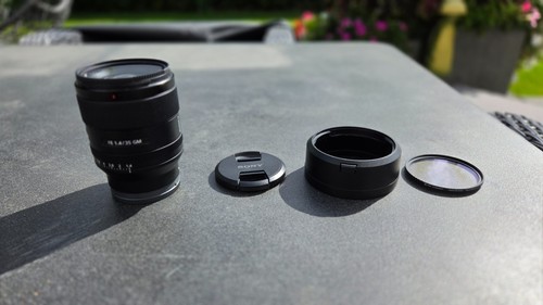 Sony 1 4 - fe, f/1.4