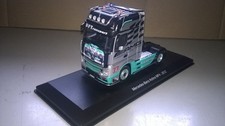 1:43 - Mercedes Benz Actros MP4 2012 Solozugmaschine - Sammlungsauflösung