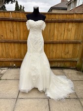 Anna Sorrano Winslet Elfenbein Meerjungfrau Brautkleid und Wed2B Unterrock Größe 10