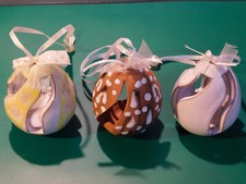 Keramik Ostereier kunstvoll in