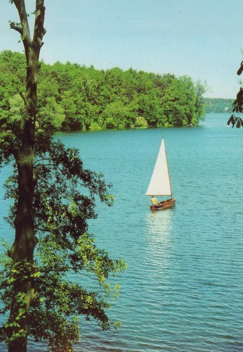 Ddr see mit segelboot - segelboot, bild