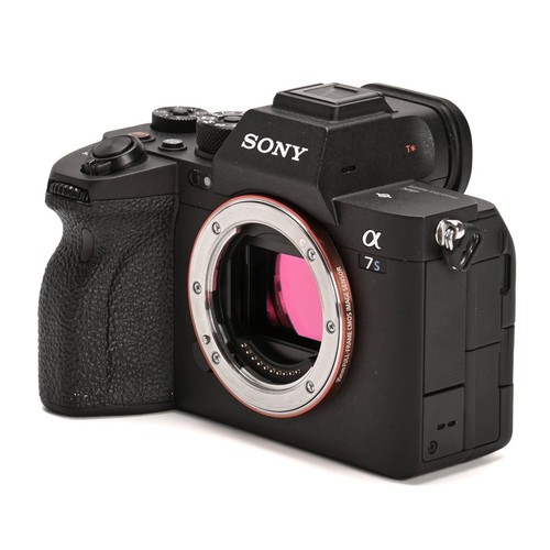 Sony alpha iii - alpha,