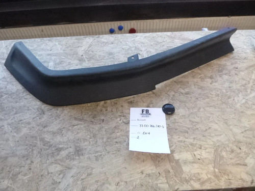 Renault r21 spoiler - renault,