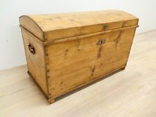 Biedermeier Runddeckeltruhe, Antik um 1870 Jhd, in Weichholz restauriert