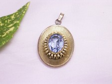 SCHMUCKANHÄNGER MIT BLAUEM