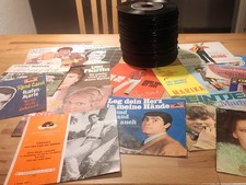 Konvolut Vinyl 75 SINGLES ohne Cover++60/70s SCHLAGER und 15 Single Cover leer