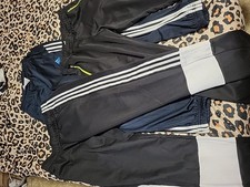 ADIDAS Sporthosen 3-SET Grösse 164 Fussballhosen Gebraucht