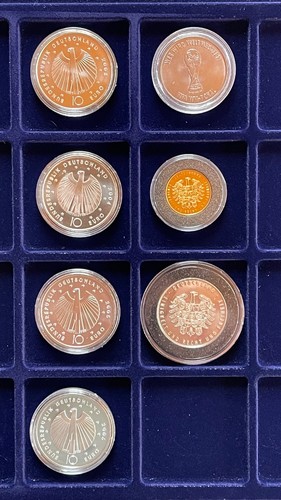 Silbermünzen und goldmünze - silbermünzen,