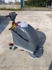 Reinigungsmaschine Scheuersaugmaschine Schrubbautomat Numatic nur 200 Std. TOP