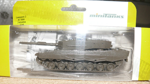 S82 herpa minitanks military - s82,