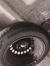 winterreifen 165 65 r15 auf stahlfelgen Fiat Punto kaum benutzt neuwertig.