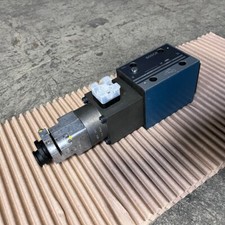 1x Bosch Rexroth 0811403002