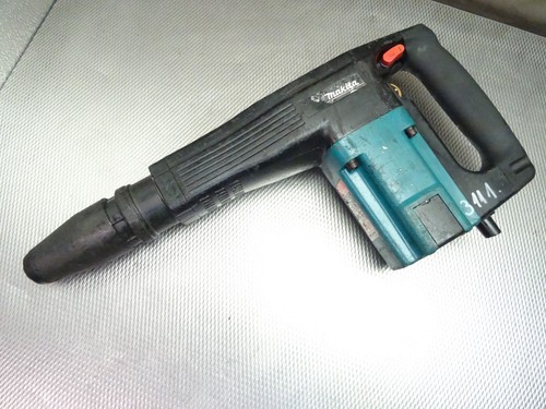 Makita 1100c 1050w - hm,