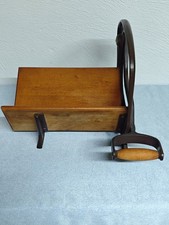 Alte Brotschneidemaschine von