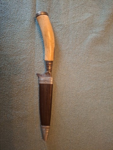 Opas uralter puma jagdnicker - opas,