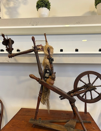 Antikes spinnrad höhe 80 - -,