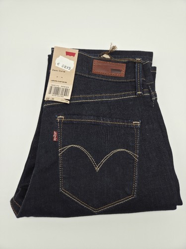 Original levis demi curve - levis,