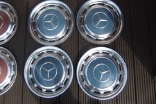 4 x Mercedes Radkappe hellblau