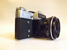 Analoge Spiegelreflexkamera Revueflex mit Objektiv Made in USSR
