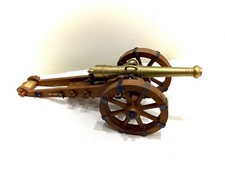 Vintage Kanone Geschütze auf