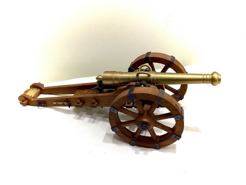 Vintage kanone geschütze auf - kanone,