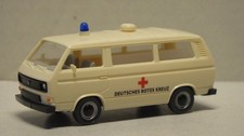 VW T3 Bus DRK  v.  Wiking 1:87