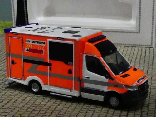 Rietze mb sprinter - rietze,