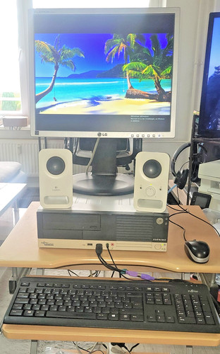 Fujitsu siemens esprimo - fujitsu,