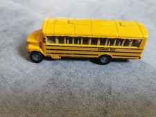 SIKU Spielzeug US Schulbus Bus