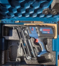 Elektronagler Bosch GNH 18V-64-2 inkl. Koffer 18V,  + 17.500  Streifennägel 