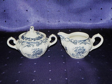 Zuckerdose + Milchkännchen