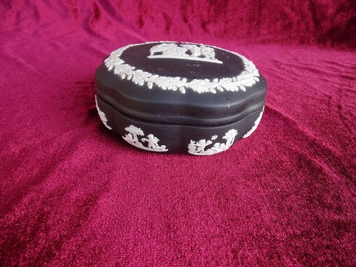Wedgewood black jasperware - wedgewood,, black,