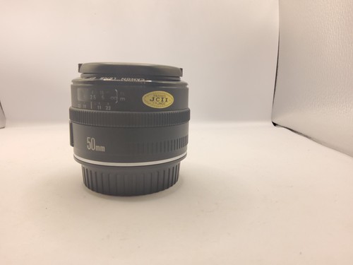 Canon 50mm version 1 - 1.8,