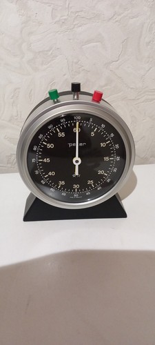 Alte mechanische wand - wand, tisch