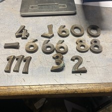 Grabbuchstaben,Zahlen Datum