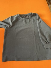 OPUS Schöner Pullover Grau Samtartig Gr. 42