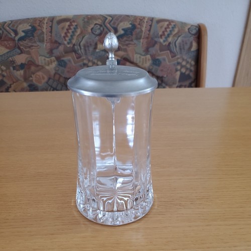 Bierkrug glas mit - , zinndeckel