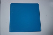 Blaue Nummerntafel, Startnummertafel, Nummernschild für Kart 