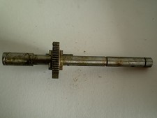 Zwischenlagerwelle mit Zahnrad