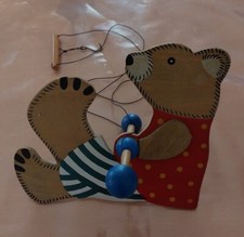 Jojo Bär zum aufhängen, Mobile, Holz, bemalt