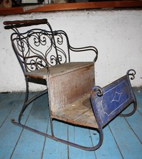 Schiebeschlitten, Eisschlitten, Biedermeier um 1850, Eisen u. Holz, Fußbrett