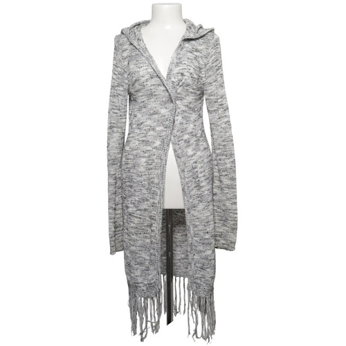Gilly hicks hollister - gilly,