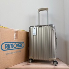 Dead Stock Rimowa Topas 34L